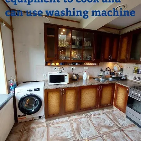 Urusel بيت ضيافة