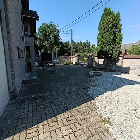 Urusel * تالين